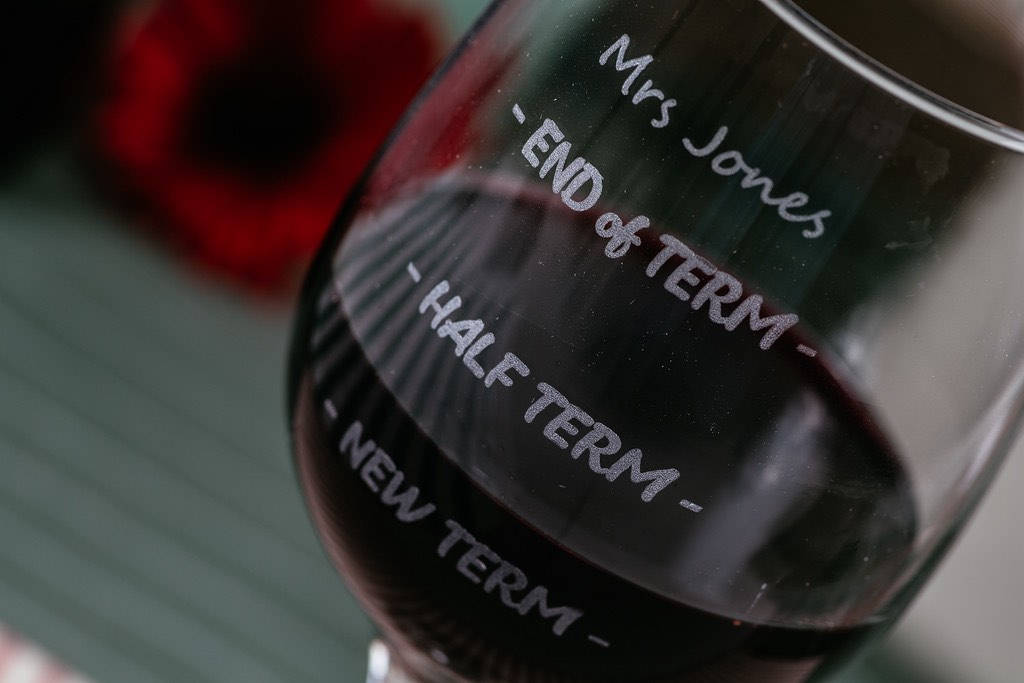 Personalised Name Etched Glass Present - Best Teacher Appreciation Funny Gag Gift - Engraved Wine Glass - Custom Teacher Wine Glass -