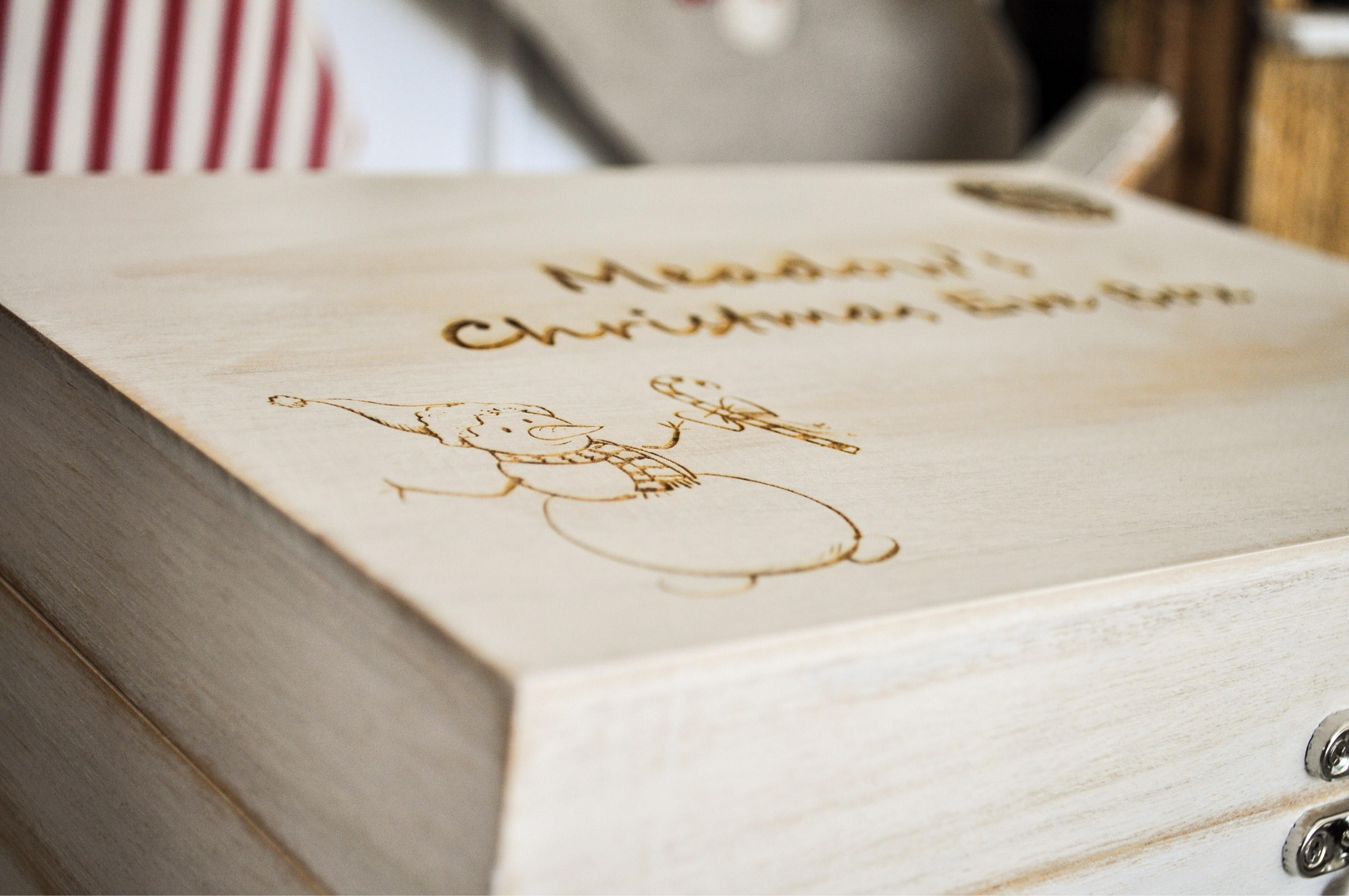 Personalised Christmas Eve Box Snowman Design /Rustic White Box/ Memory Box/ Xmas Eve Box/Engraved Wood Christmas Box/Christmas Tradition