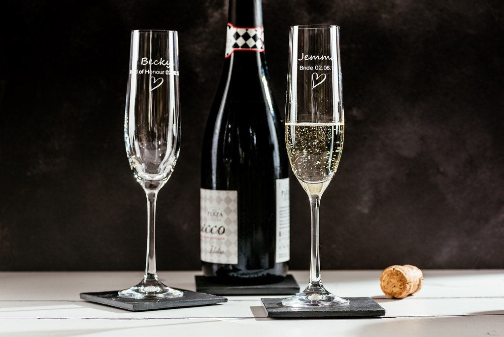 Engraved champagne flute - Wedding Decor - Glass